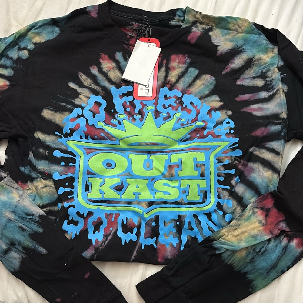 OutKast “So Fresh & So Clean” Lomg Skeeve Tie-Dye Shirt